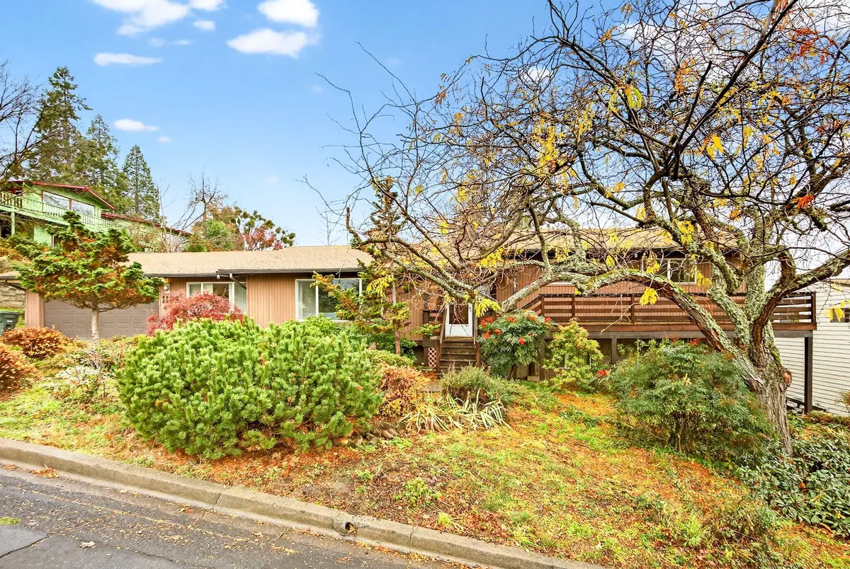 1103 Hillview, Ashland, OR 97520 - Image #1