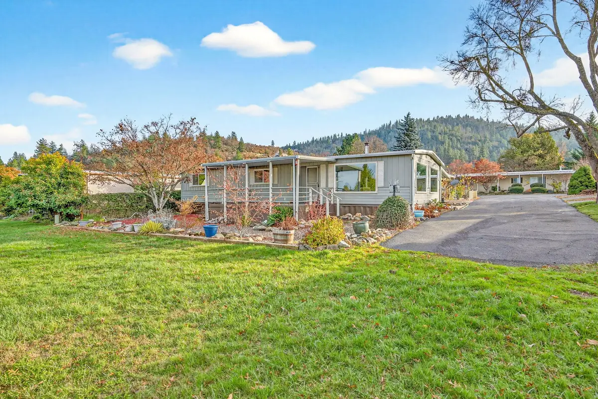 3955 S Stage, Medford, OR 97501 - Image #1