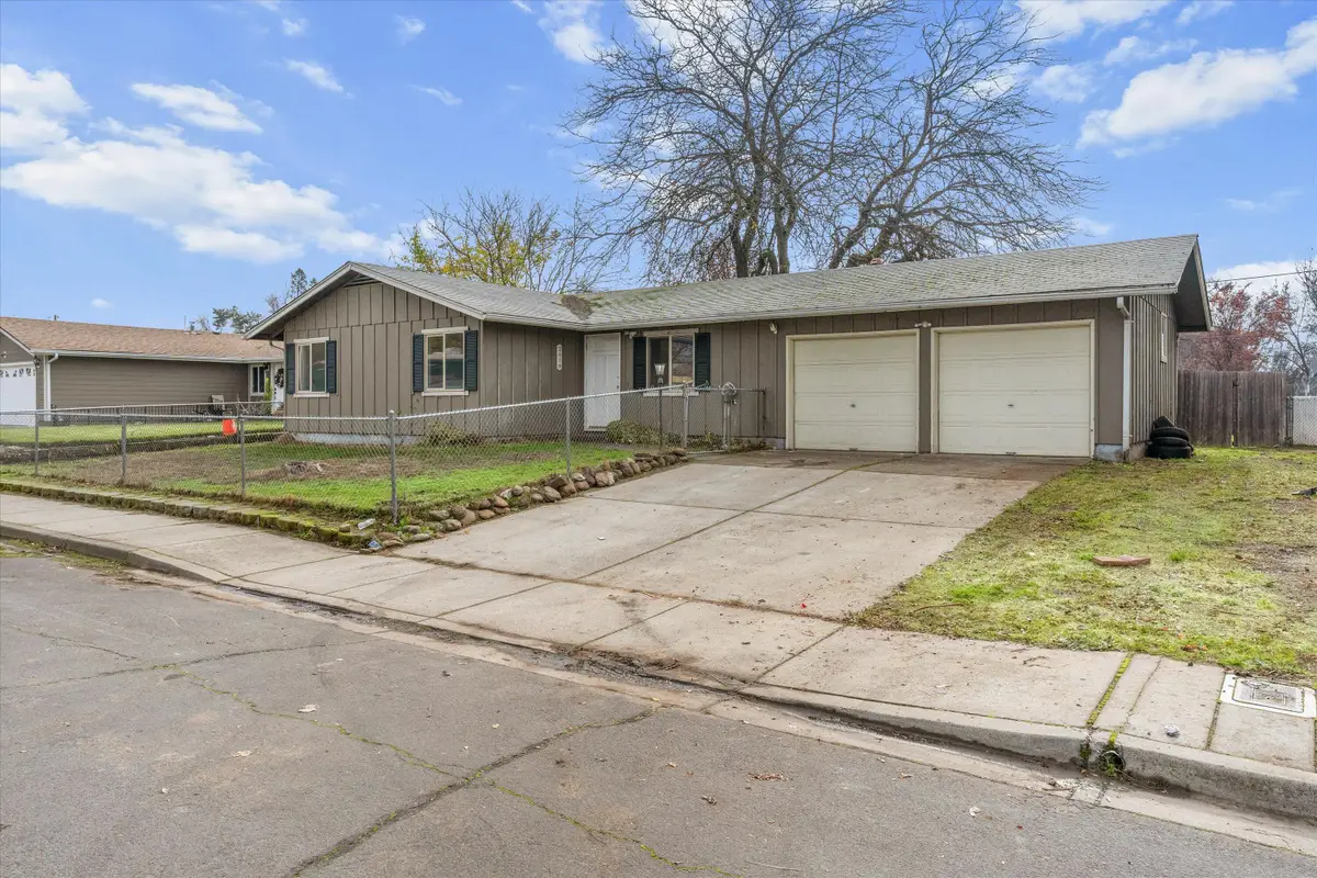 2618 Carr, White City, OR 97503 - Image #1