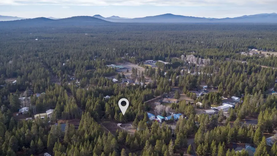 52505 Deer Field, La Pine, OR 97739 - Image #2