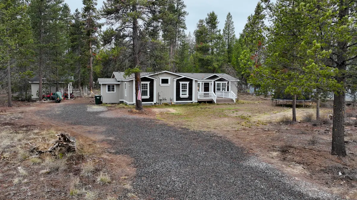 53605 Bobwhite, La Pine, OR 97739 - Image #1