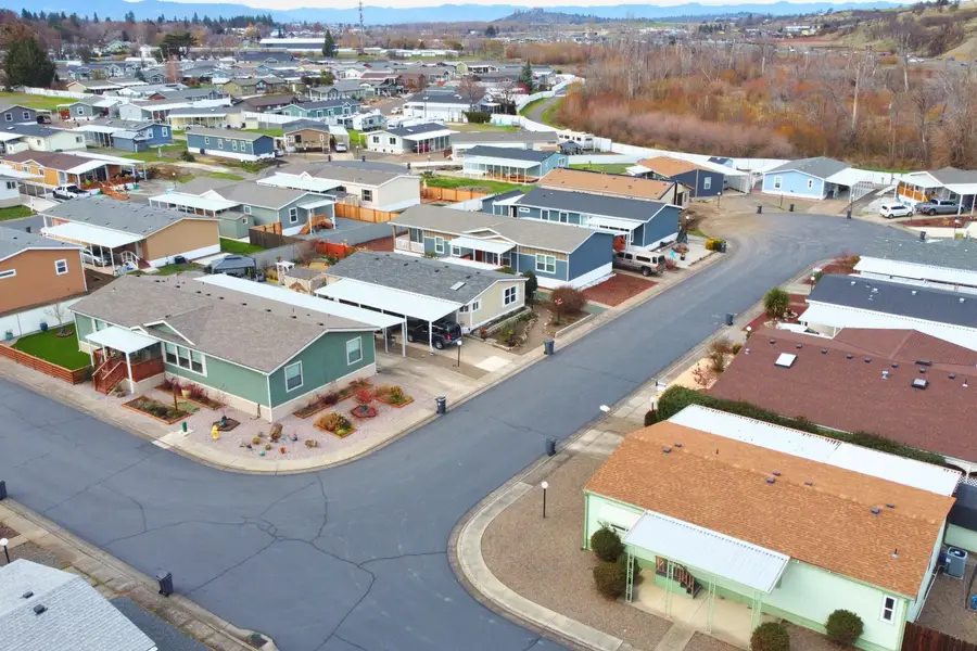 4729 S Pacific, Phoenix, OR 97535 - Image #2