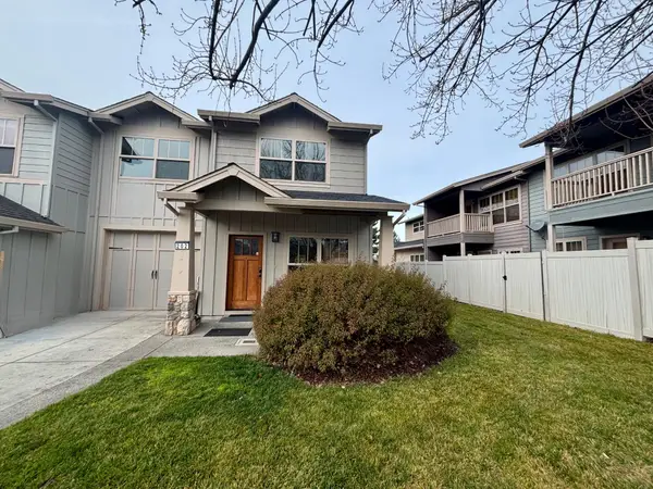 3126 Alameda Street #202, Medford, OR 97504