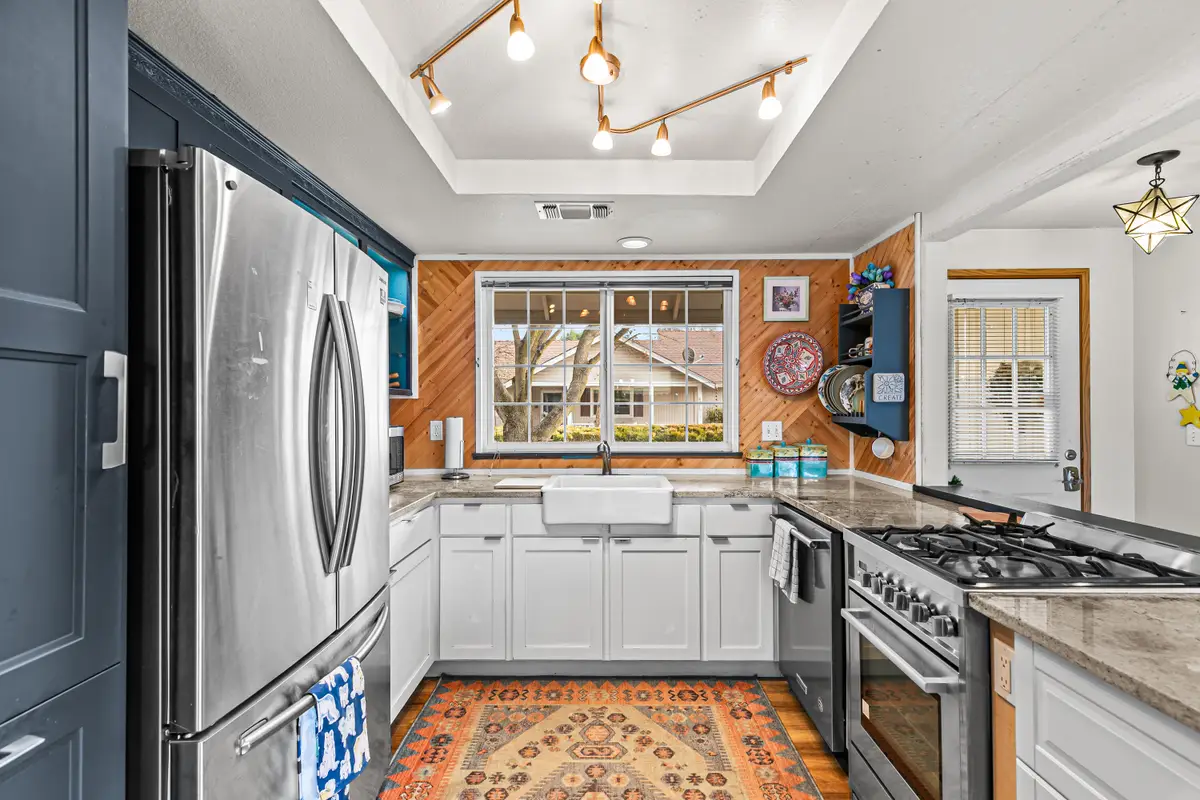 439 Midway, Medford, OR 97501 - Image #1