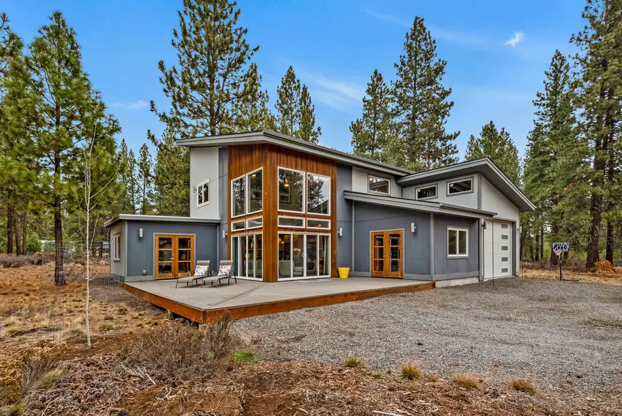19354 Kiowa Road, Bend, OR 97702 - Image #2