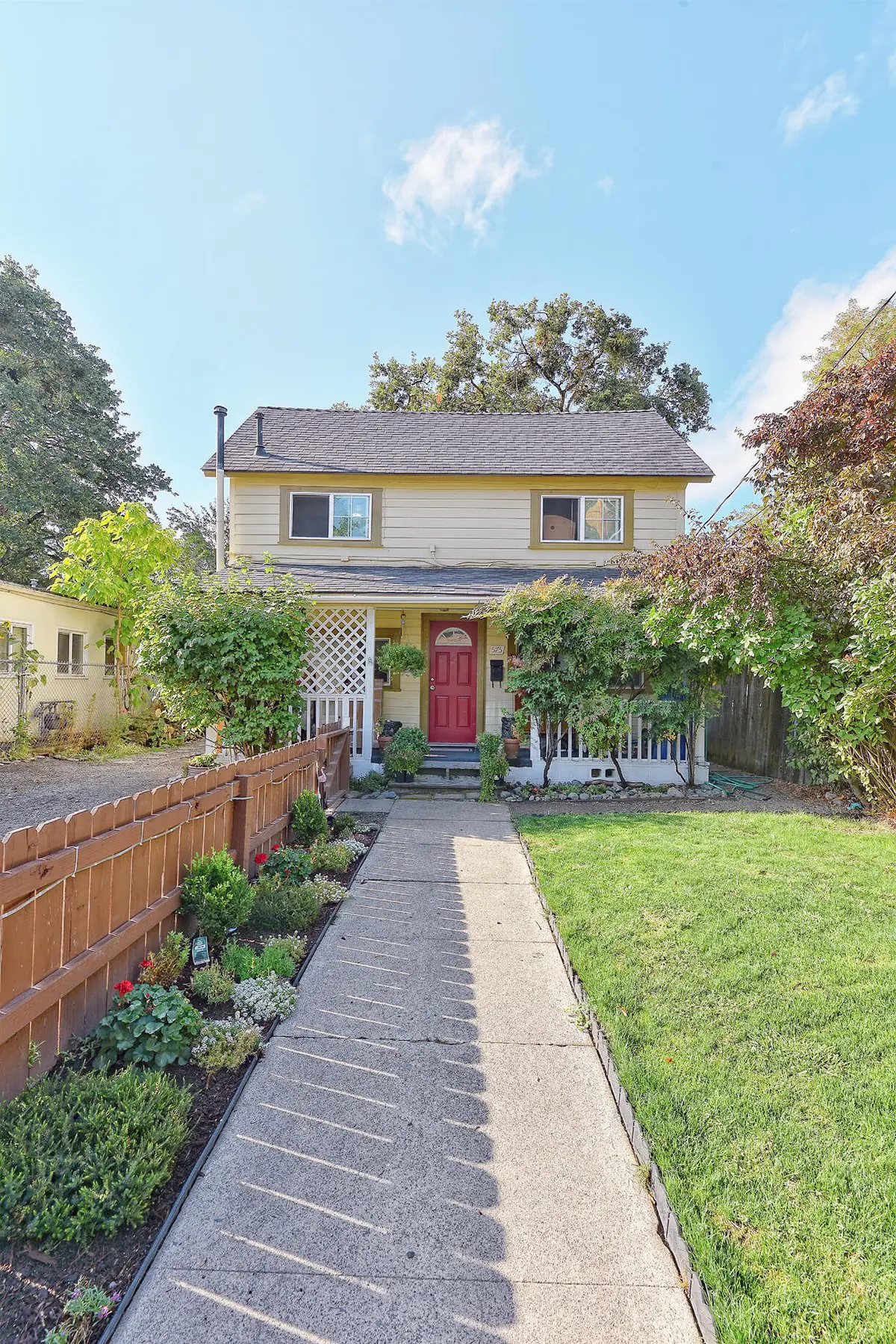 575 SW Sw G, Grants Pass, OR 97526 - Image #1