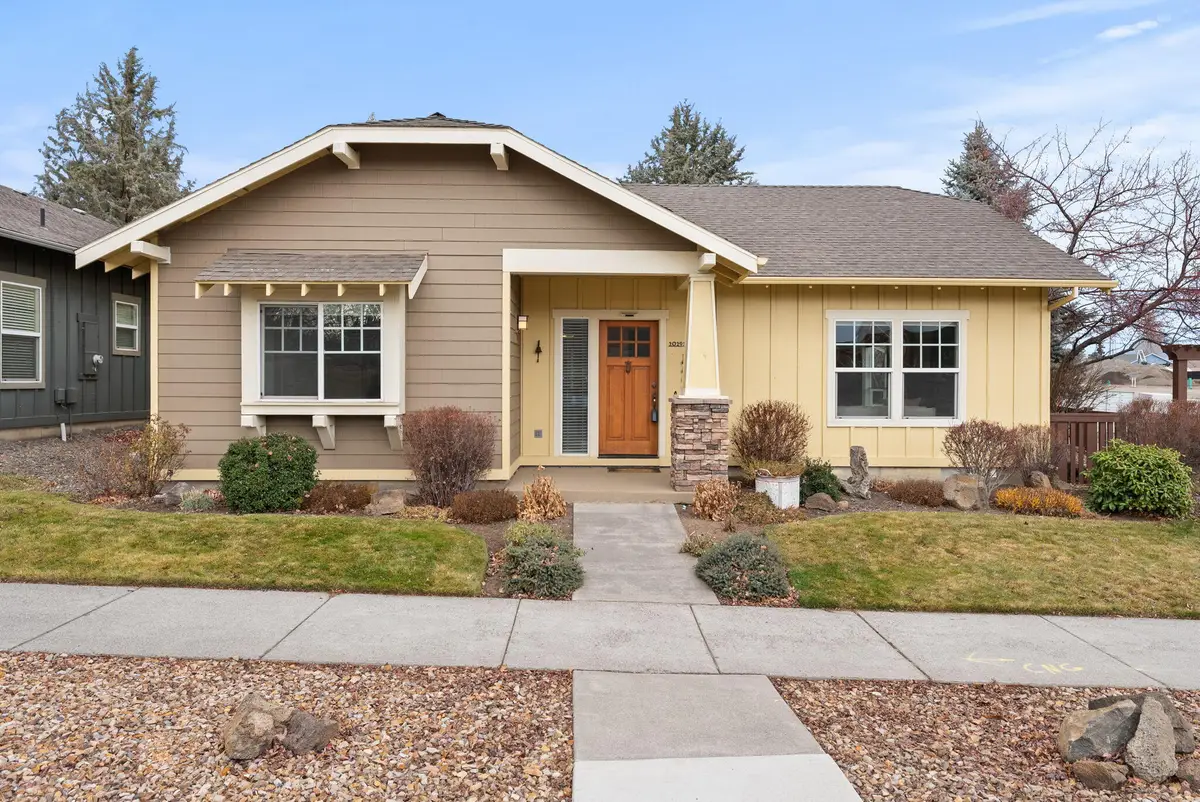 20292 Halfway Road, Bend, OR 97703 - Image #1