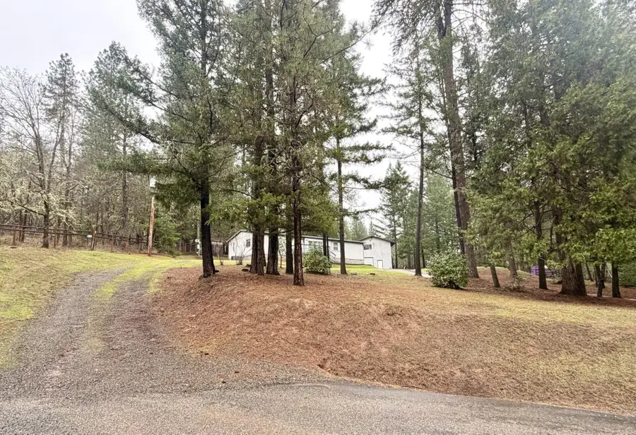 360 Hessar, Grants Pass, OR 97527 - Image #2