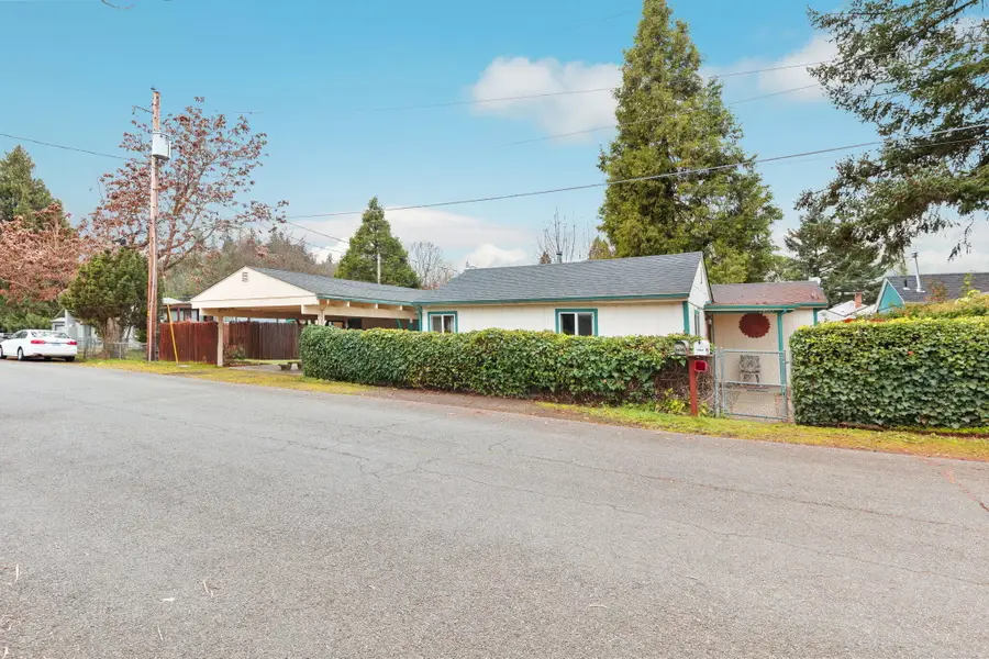 1400 Playford, Grants Pass, OR 97527 - Image #2