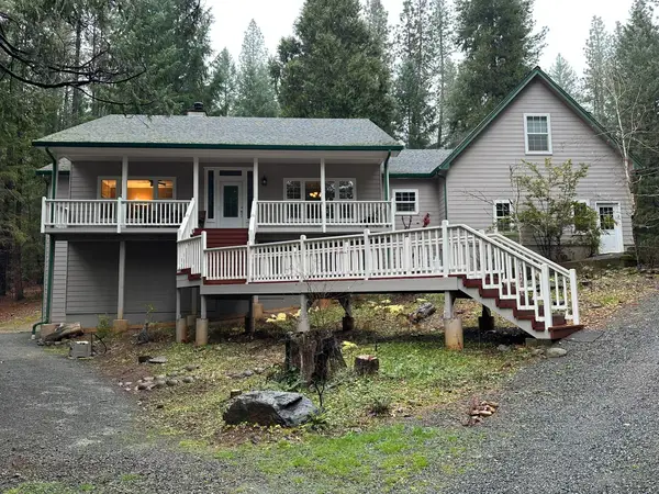 7353 Redthorne, Rogue River, OR 97537
