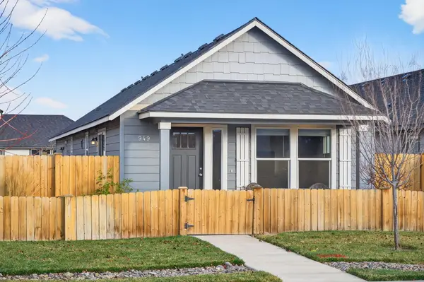 949 NW Upas, Redmond, OR 97756