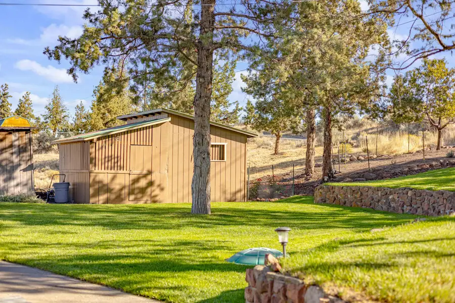 402 Claremont, Madras, OR 97741 - Image #3