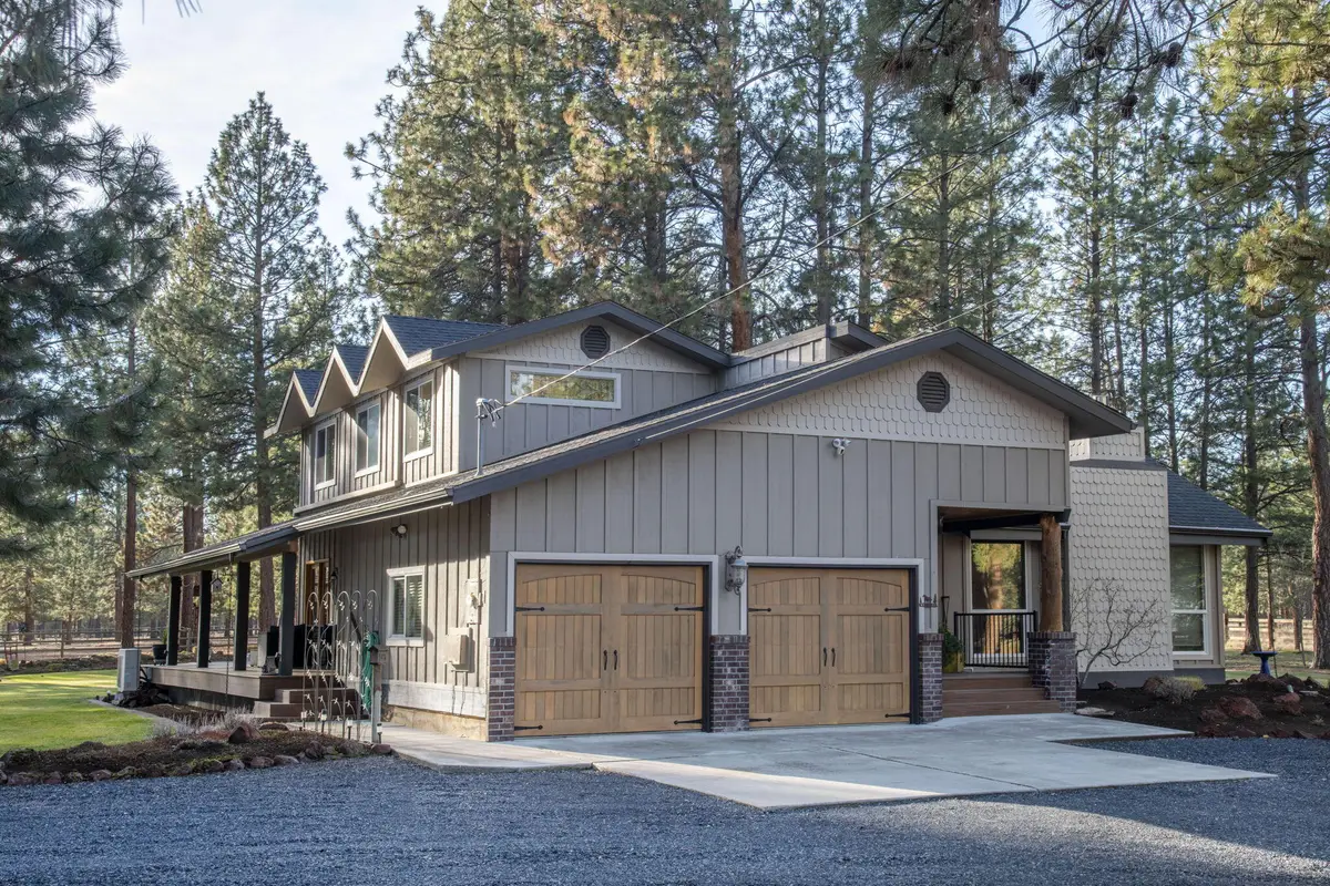 69219 Yellow Daisy, Sisters, OR 97759 - Image #1