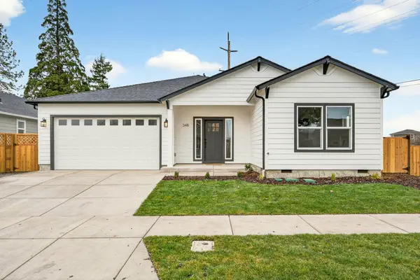 348 Cascade, Central Point, OR 97502