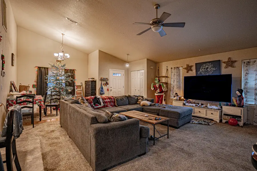 1672 SW Waterstone Drive, Grants Pass, OR 97527 - Image #3