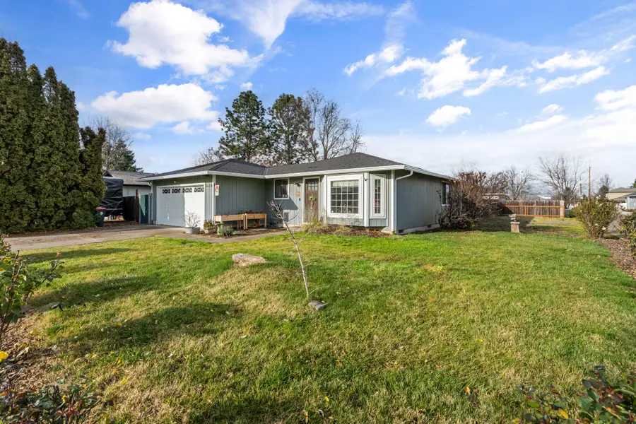 1426 Timothy, Central Point, OR 97502 - Image #3