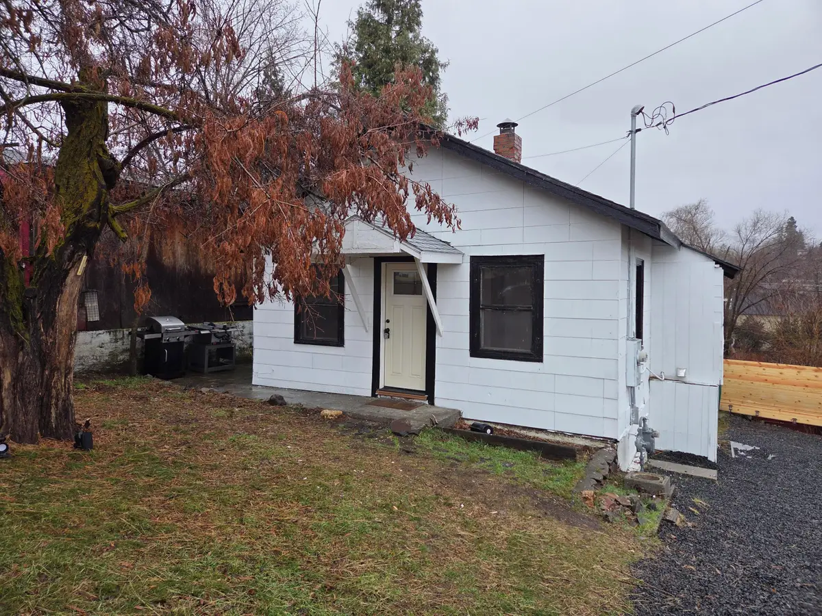 2119 Modoc, Klamath Falls, OR 97601 - Image #1