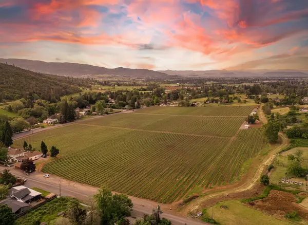 2871 Griffin Creek Road, Medford, OR 97501