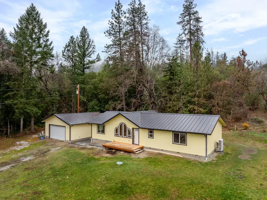 600 Slagle Creek, Grants Pass, OR 97527 - Image #2