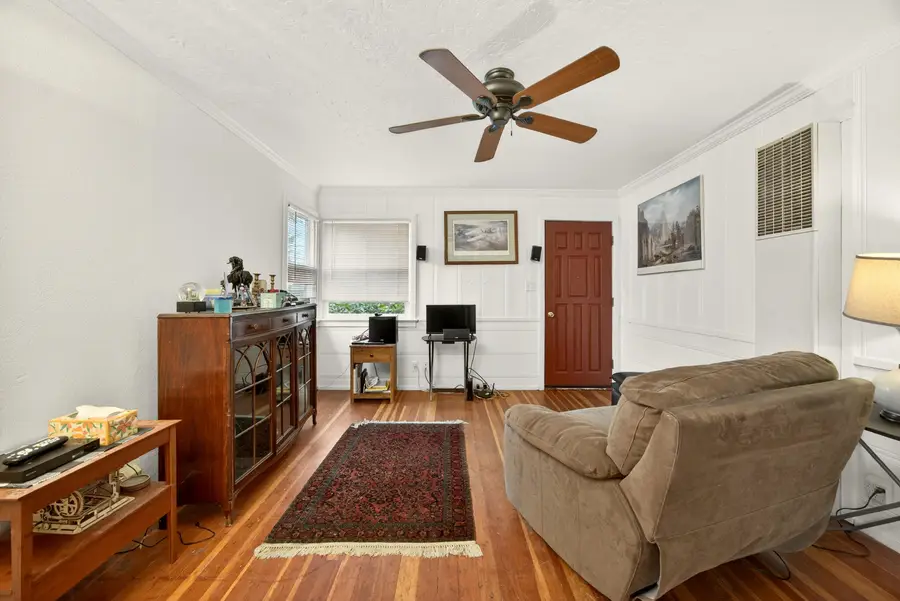 303 Garfield, Ashland, OR 97520 - Image #2