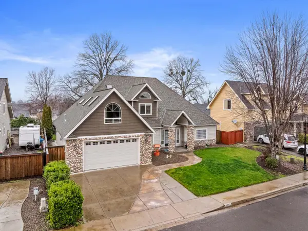 1653 Kentucky, Central Point, OR 97502