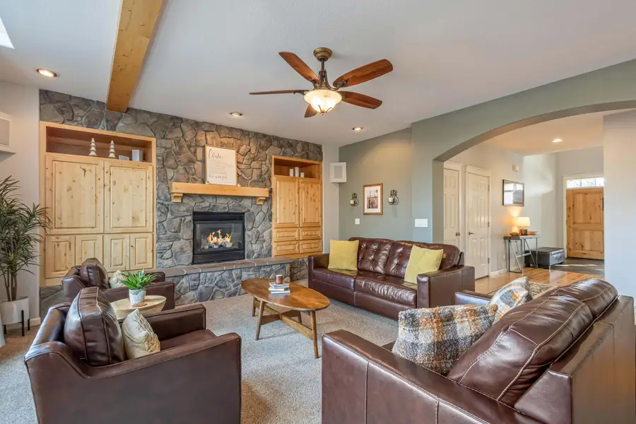 63151 Brookstone, Bend, OR 97701 - Image #2