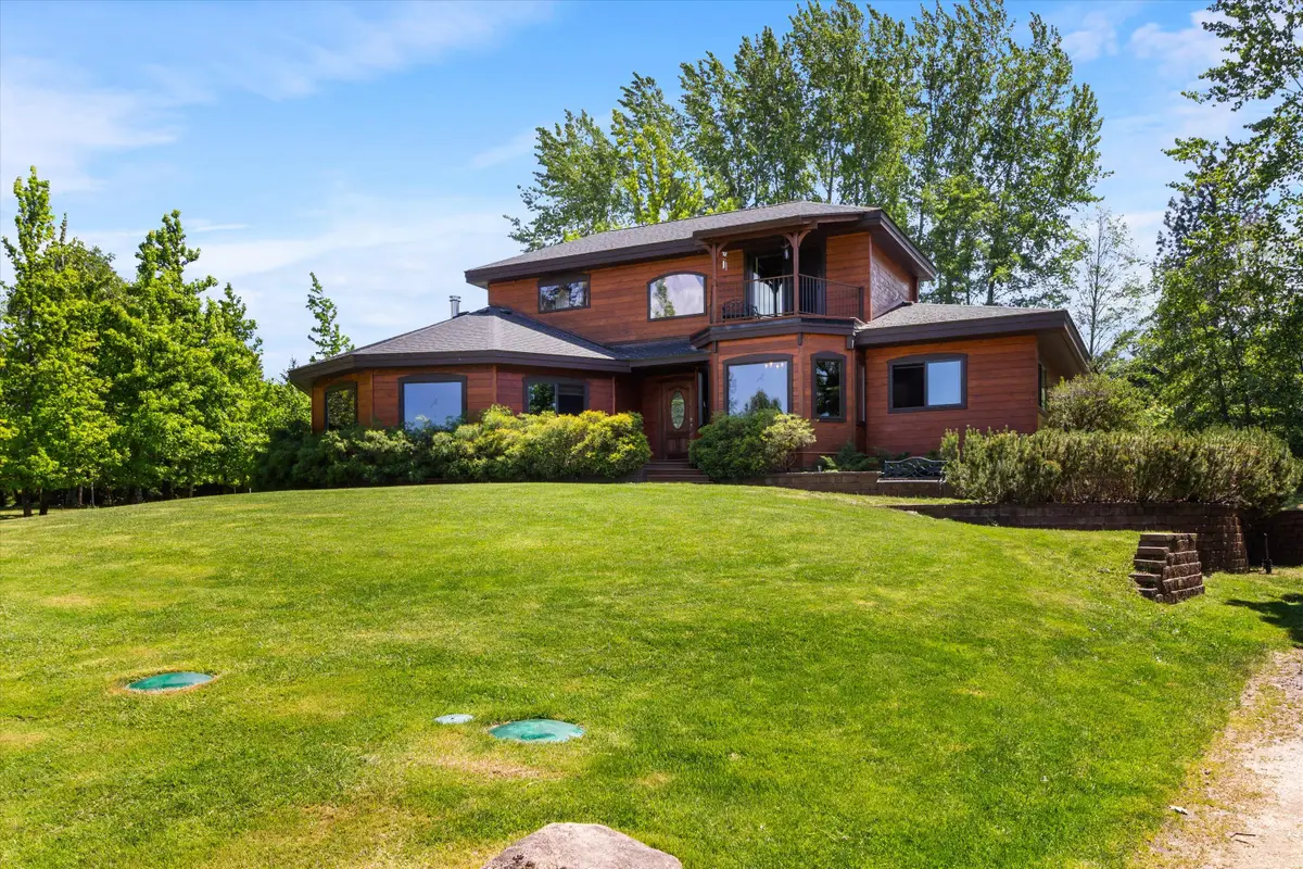 4896 Highway 66, Ashland, OR 97520 - Image #1