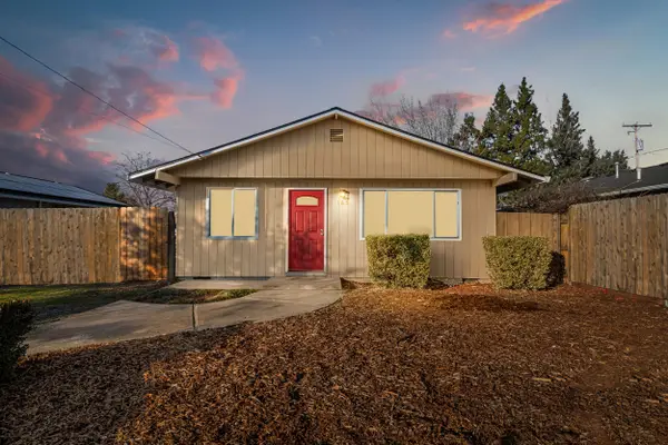 163 Berrydale, Medford, OR 97501