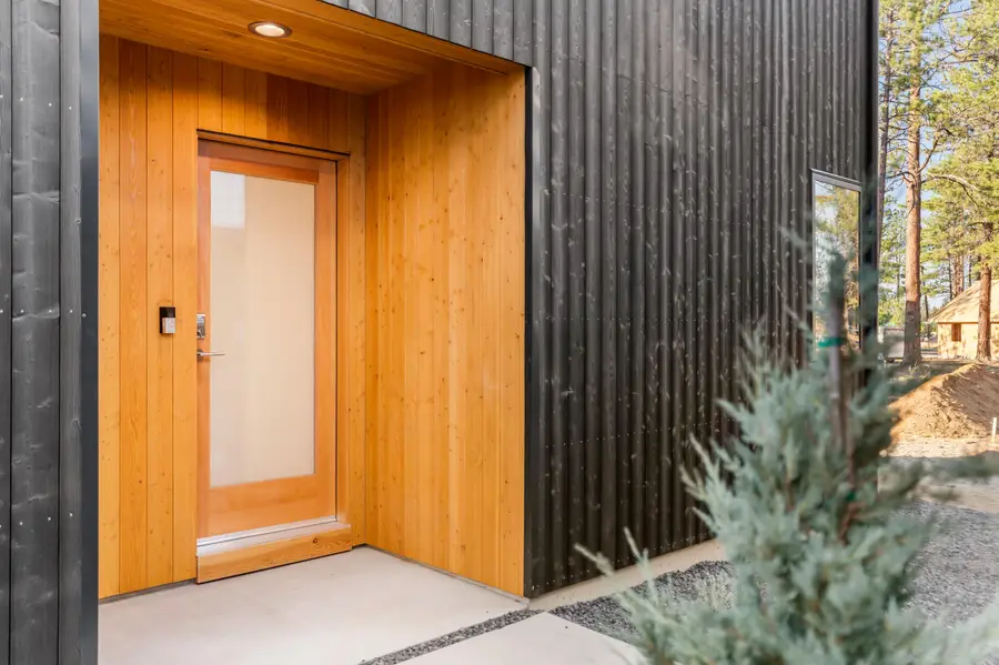 630 W Sprout, Sisters, OR 97759 - Image #3