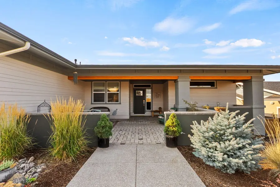 4530 SW Yew, Redmond, OR 97756 - Image #2