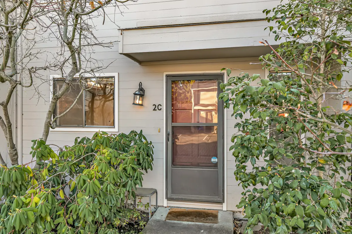 1278 Maple Leaf Ct, Medford, OR 97504 - Image #1