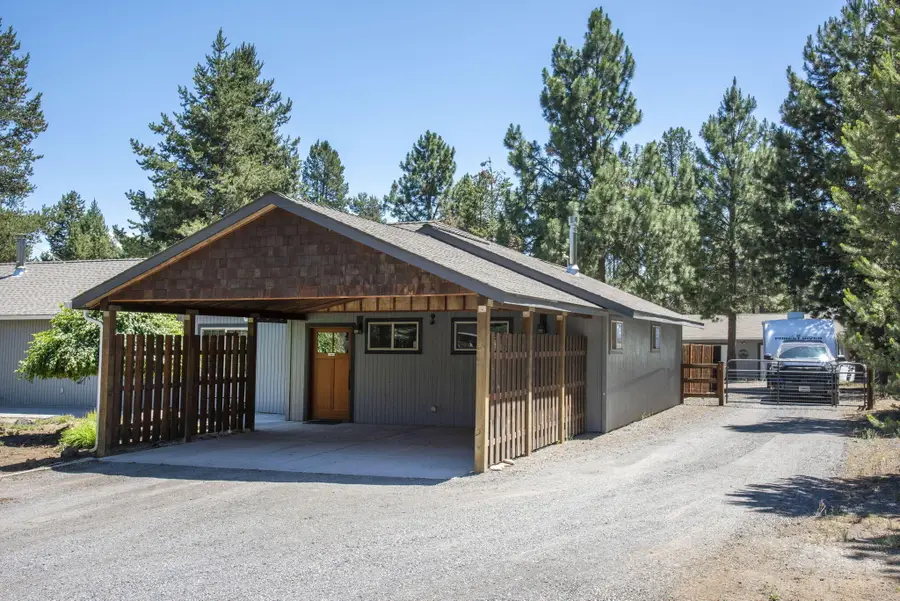 16111 Lava, La Pine, OR 97739 - Image #3