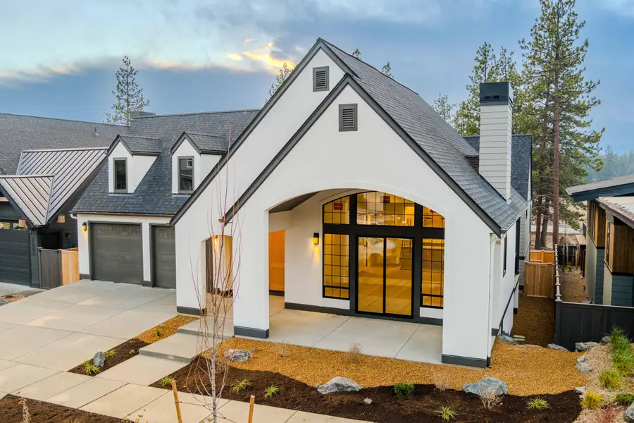 2999 NW Polarstar, Bend, OR 97703 - Image #3