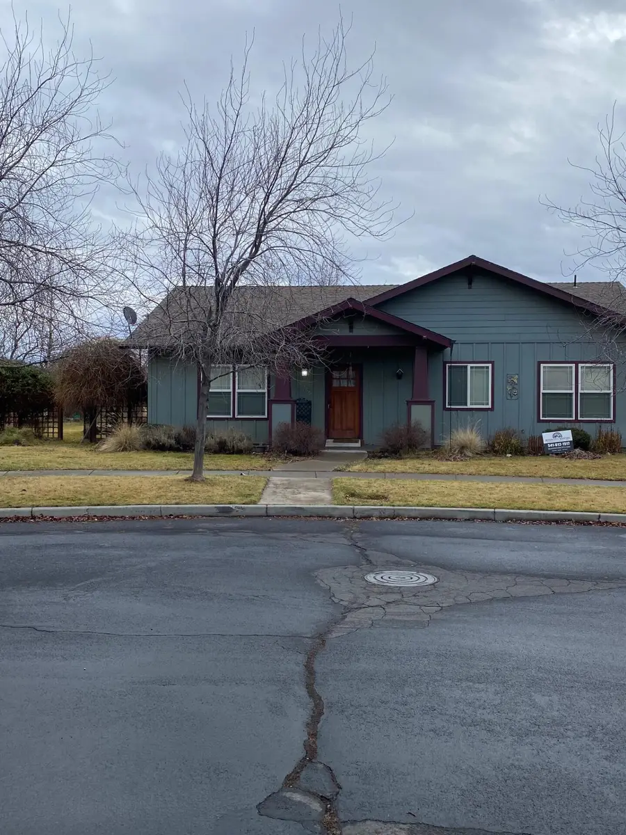 61260 Sunflower, Bend, OR 97702 - Image #2