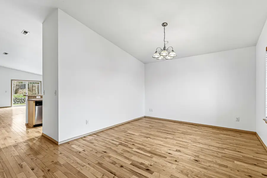 858 Faith, Ashland, OR 97520 - Image #3