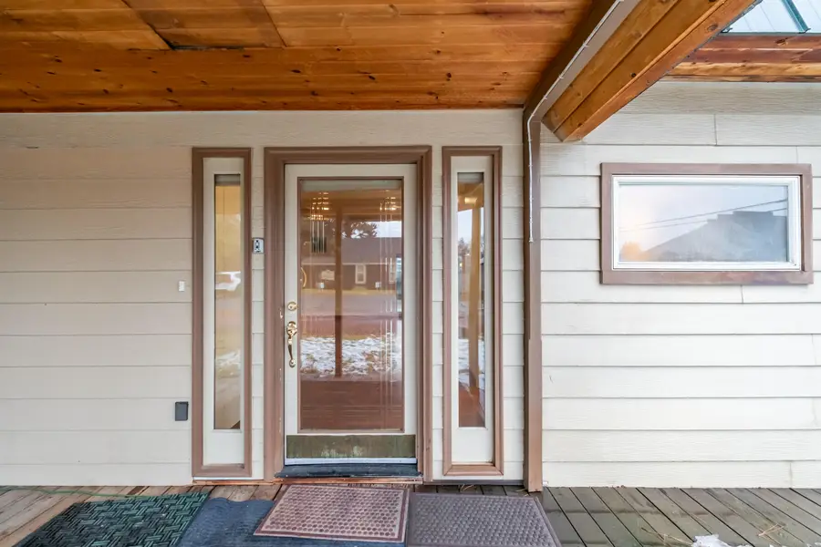 215 S Spruce, Sisters, OR 97759 - Image #2