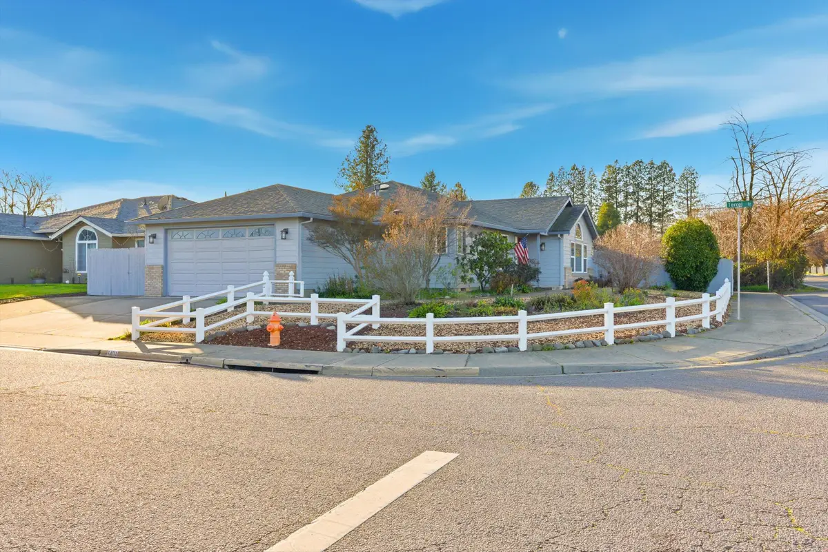 1401 Diamond, Medford, OR 97501 - Image #1
