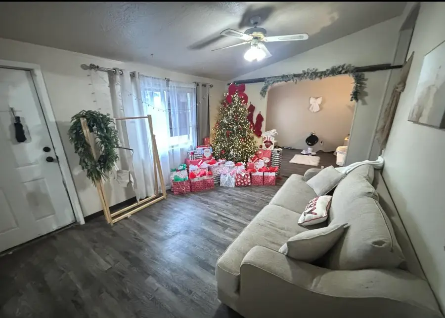 2971 Table Rock, Medford, OR 97501 - Image #2