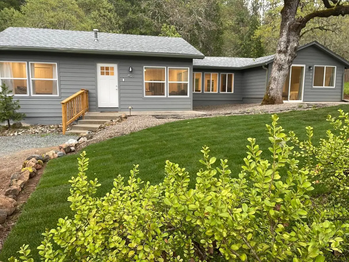 401 Savage Creek, Grants Pass, OR 97527 - Image #1