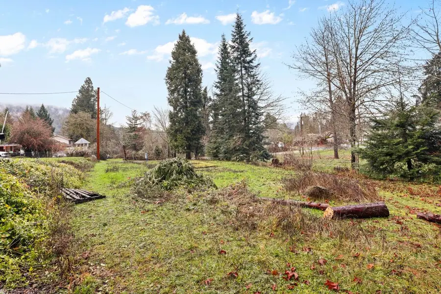 748 Willis Avenue, Glendale, OR 97442 - #3