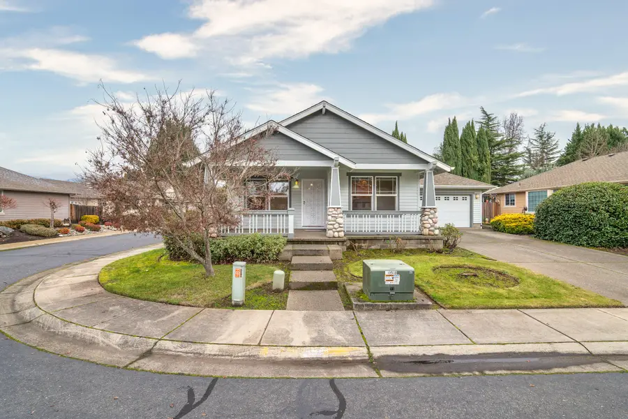 913 Schaefers, Grants Pass, OR 97526 - Image #3