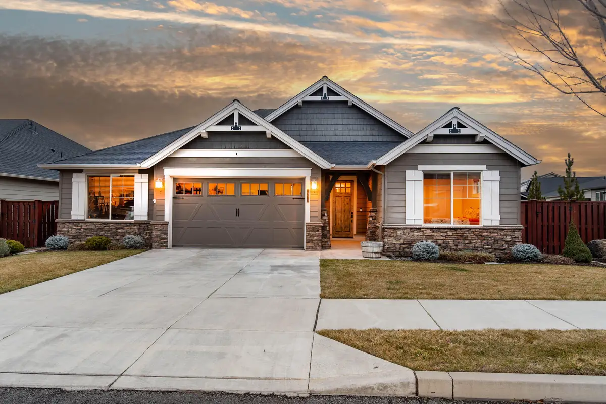 961 NE Hudspeth, Prineville, OR 97754 - Image #1