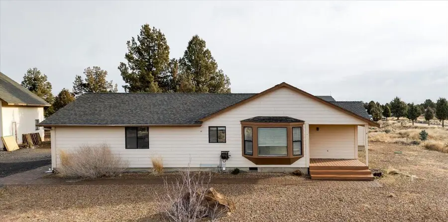60990 Jennings Rd, Bend, OR 97702 - Image #2