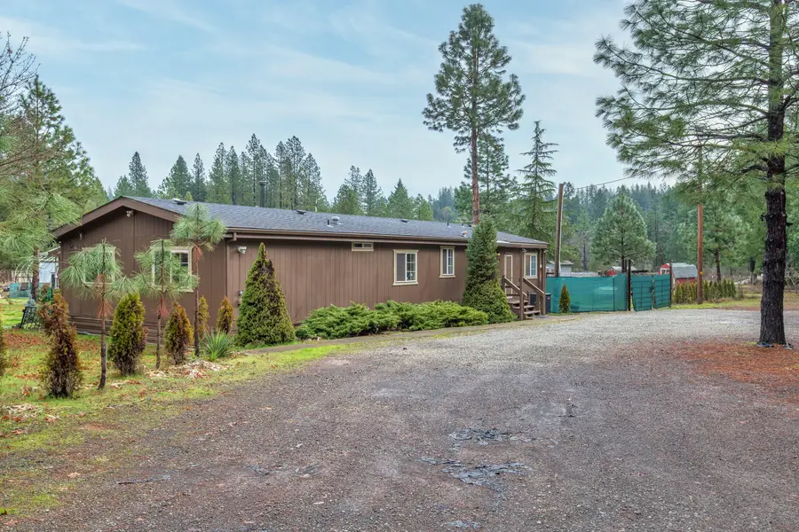 110 Pine Tree, Selma, OR 97538 - Image #2