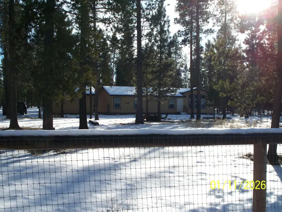 216 Chapman, Gilchrist, OR 97737 - Image #3