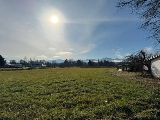 4945 Lower River, Grants Pass, OR 97526 - Image #2