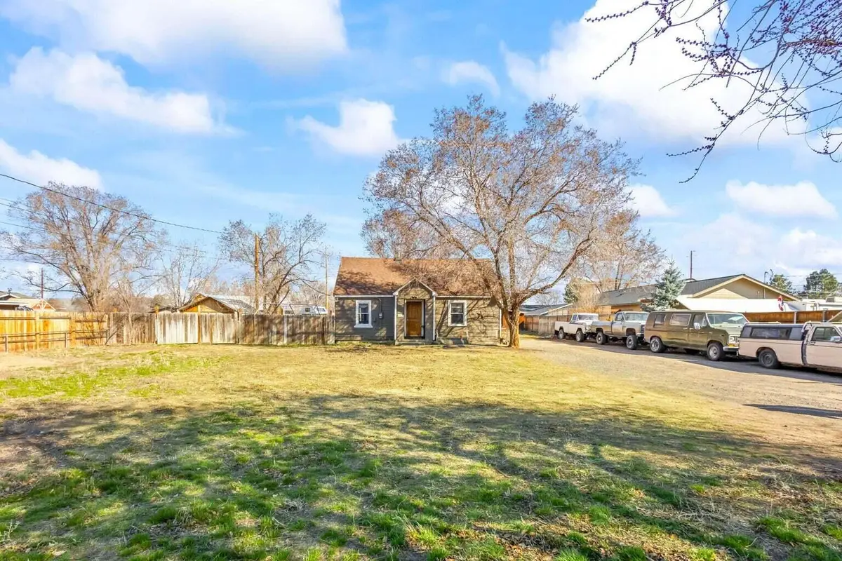 624 NW 4th, Redmond, OR 97756 - Image #1