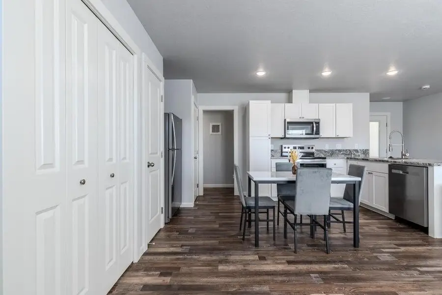 7877 Houston, White City, OR 97503 - Image #3