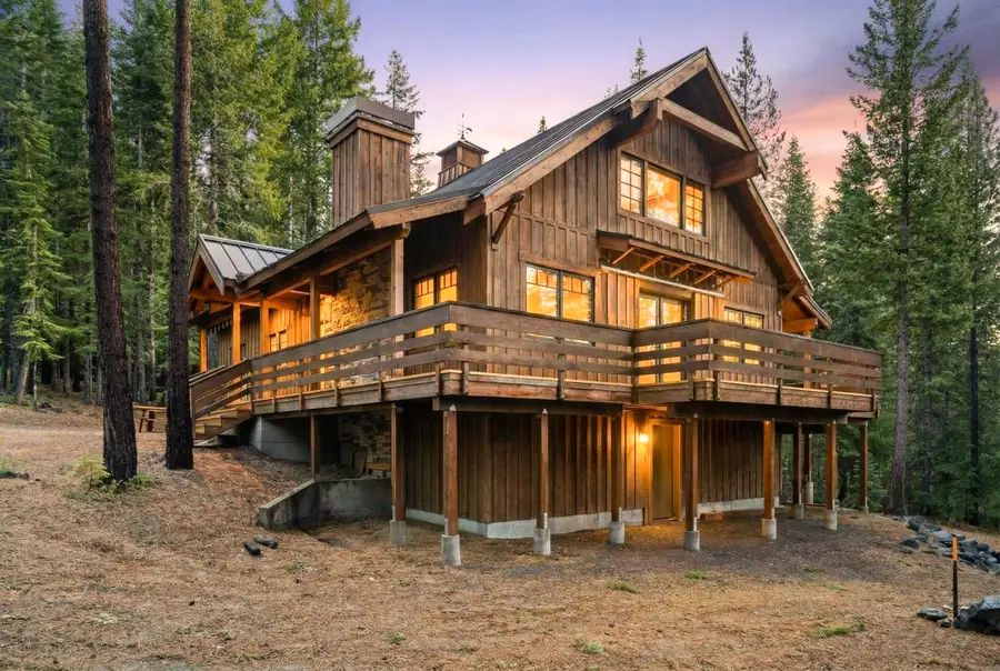 18302 Sugar Cone, Crescent Lake, OR 97733 - Image #2