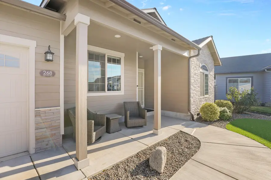 268 Oak Crest, Medford, OR 97501 - Image #3